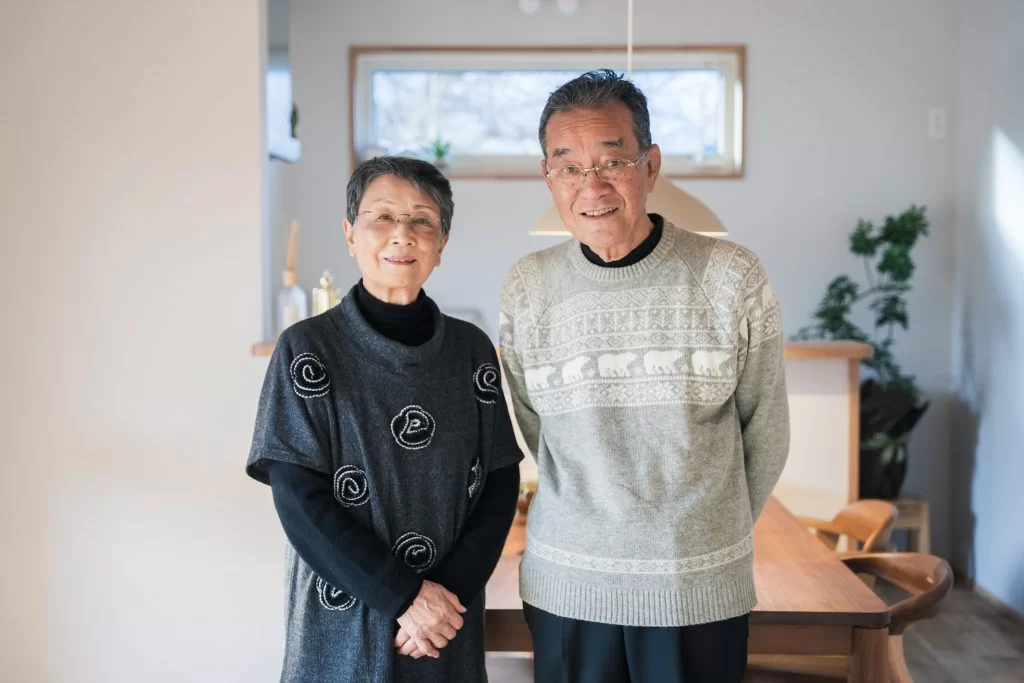 風呂からタオル一丁の裸で出られる。